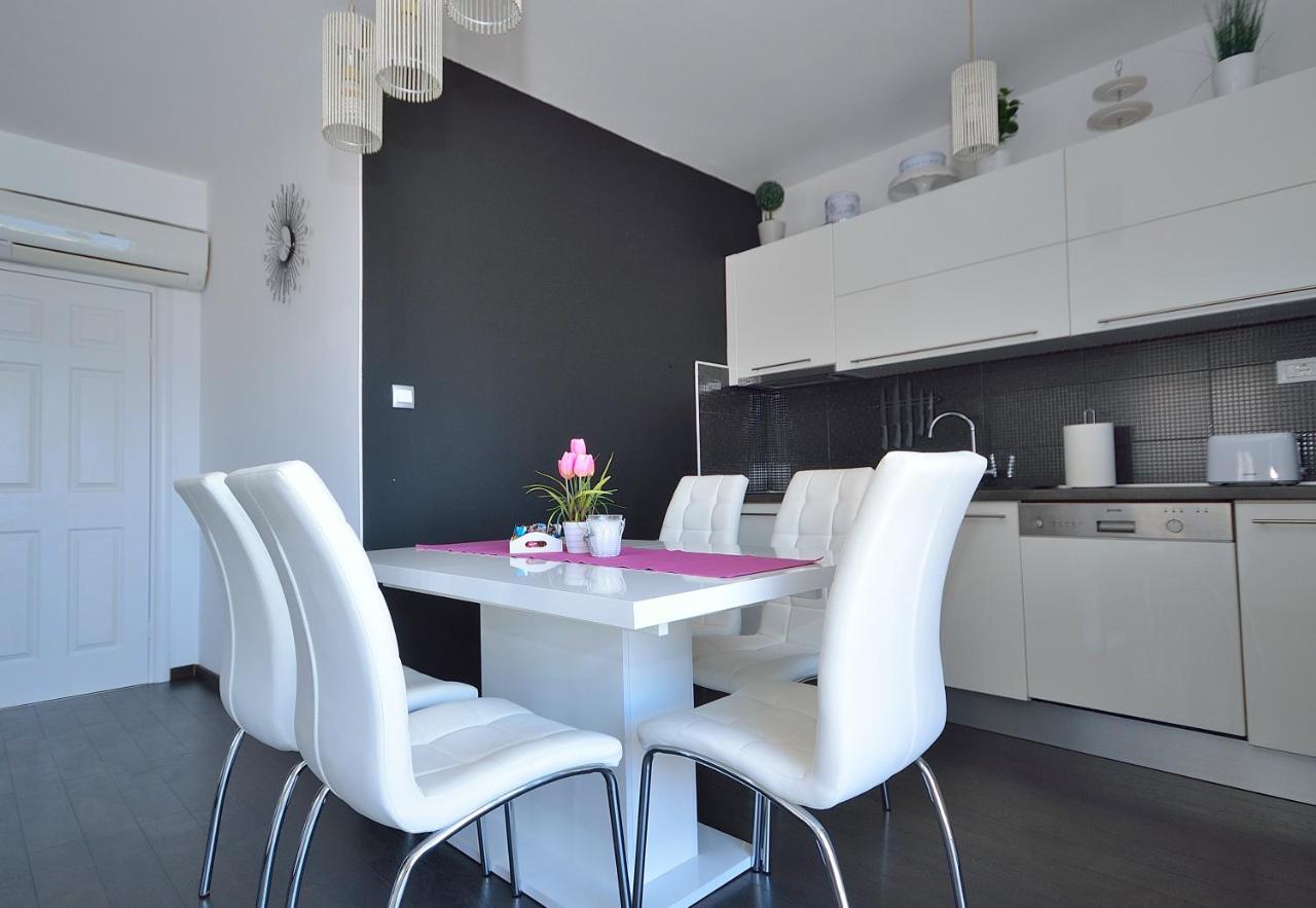 Apartman Staro Selo Primošten Exterior foto